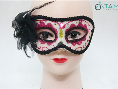 Mặt nạ dạ hội nửa mặt họa tiết trắng hồng bông to số 25